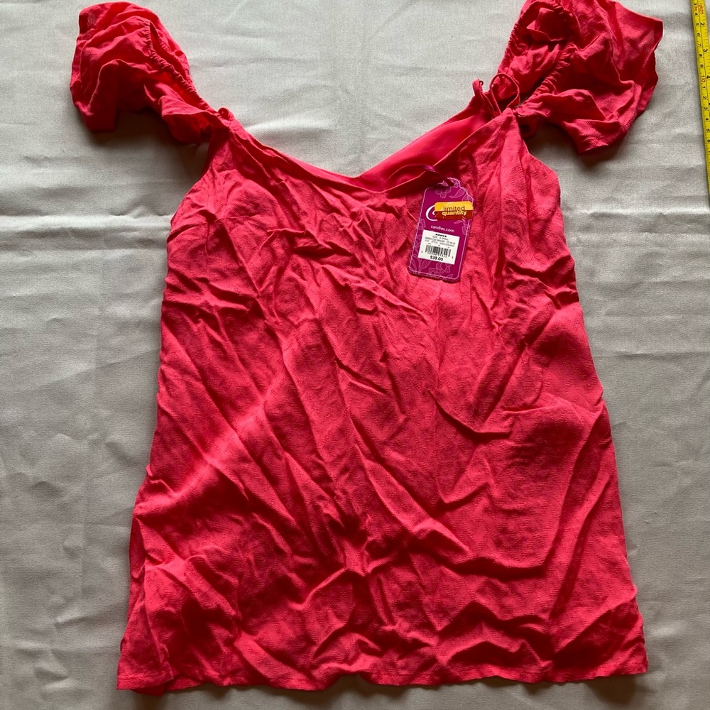 New Tank Top By Candies size X Small
